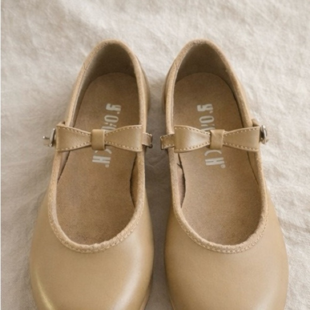BLOCH Classic Kids Mary Jane TAP Shoes in Tan - Picture 2 of 4